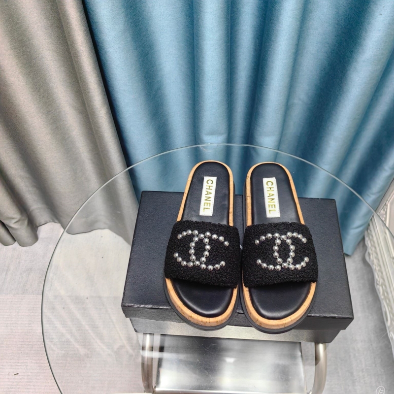 Ch*el slippers